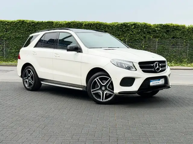 Mercedes-Benz GLE 250 d 4Matic AMG Line NightPaket-Pano-Kamera