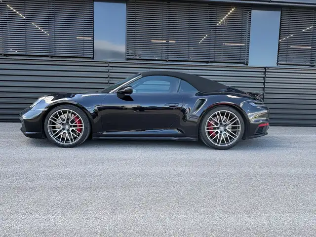 Porsche 992 911 Turbo Cabrio LIFT ABGAS 2.HAND