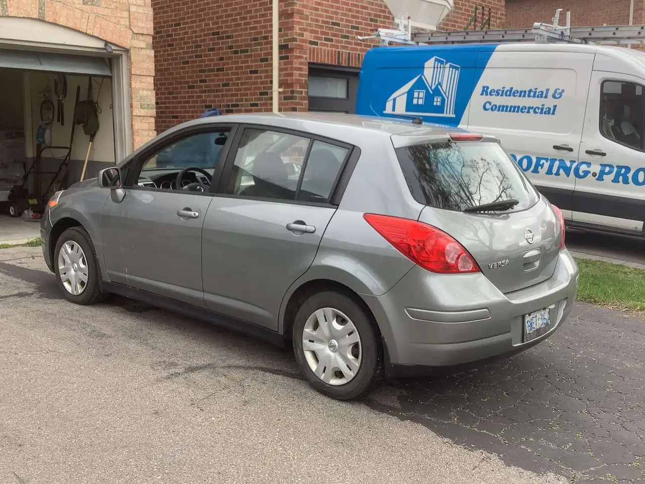 Nissan Versa снимка Nissan Versa