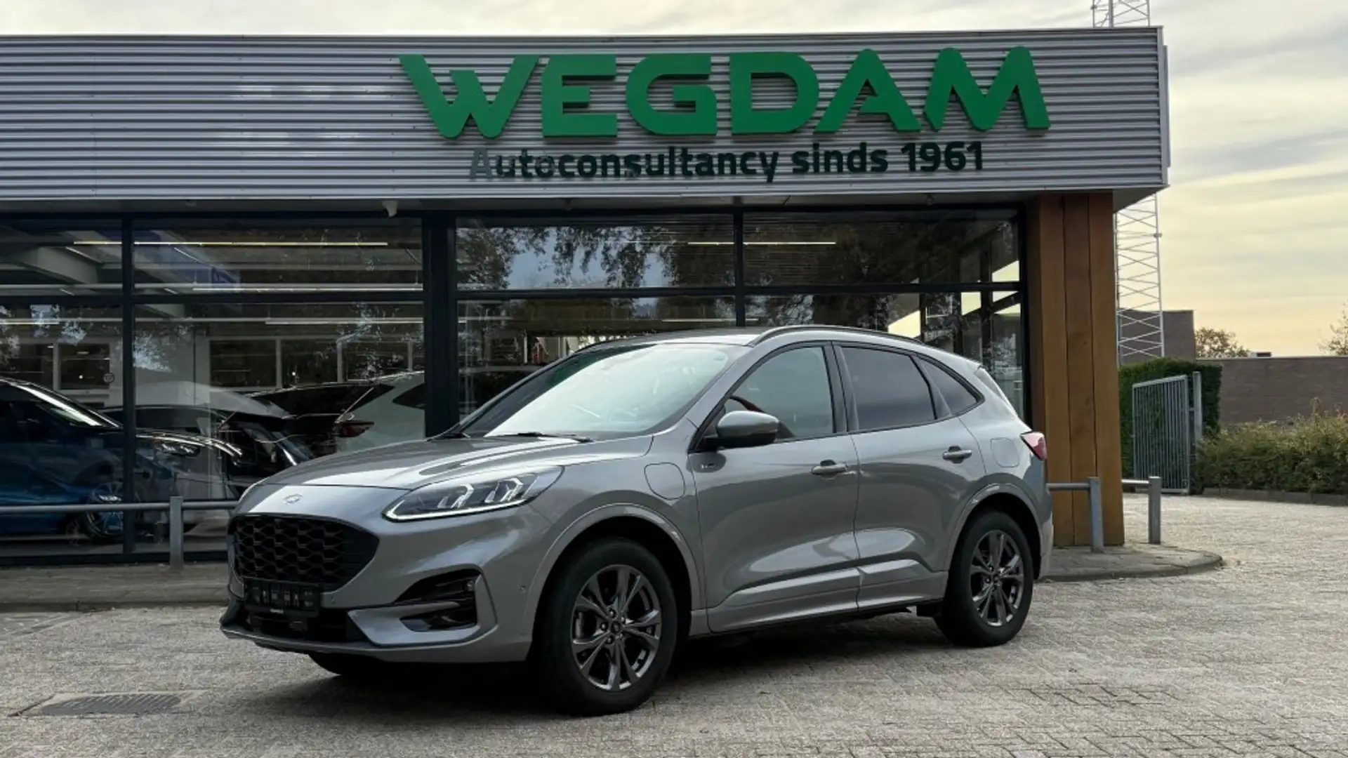 Ford Kuga 2.5 PHEV ST-LINE X / Trekhaak+Driver+Techno+Winter Zilver - 1