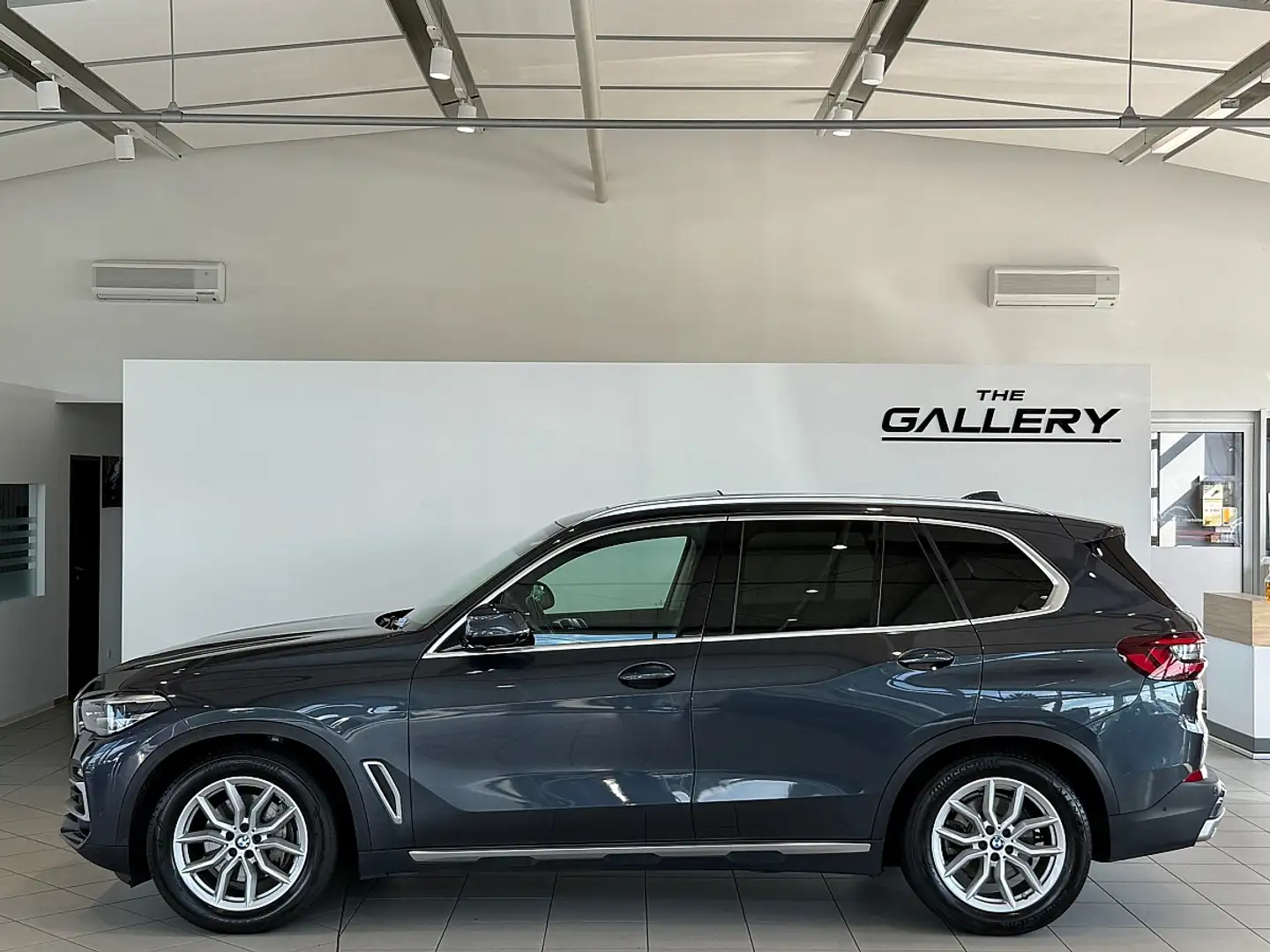 BMW X5 xDrive30d Aut.*7-Sitzer*Panorama*AHK*H K* Grau - 1