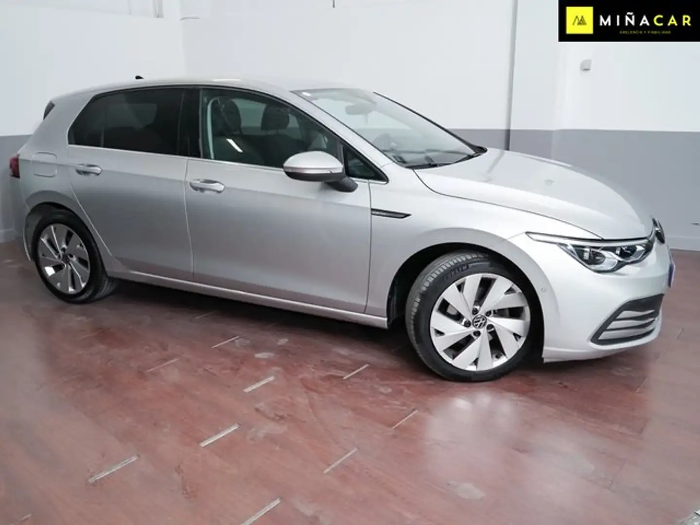 Volkswagen Golf 1.5 eTSI Style DSG 110kW Gris - 2