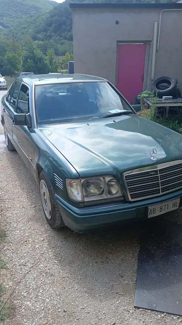 Mercedes-Benz E 250 d Elegance - 1