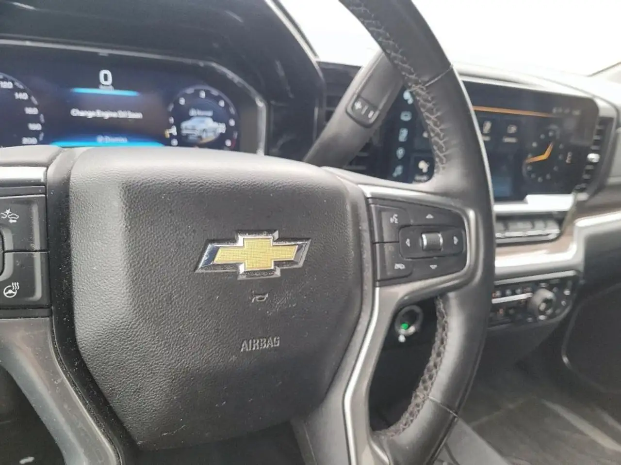 Chevrolet Silverado 1500 снимка Chevrolet Silverado 1500