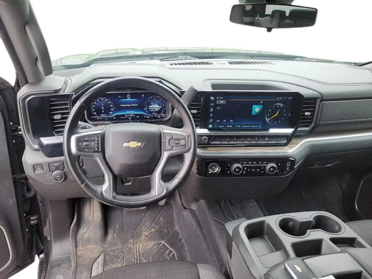 Chevrolet Silverado 1500 снимка Chevrolet Silverado 1500