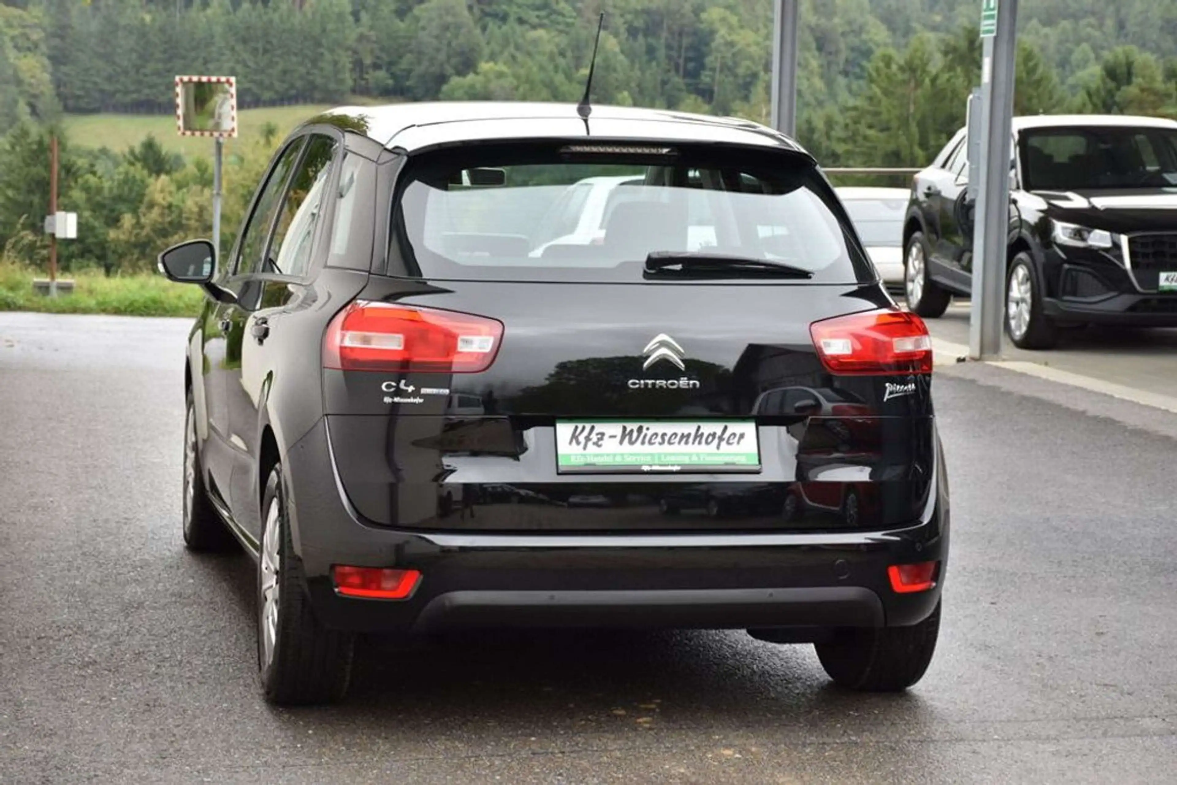 Citroen C4 Picasso Seduction HDI / Service + Pickerl NEU / — photo 5