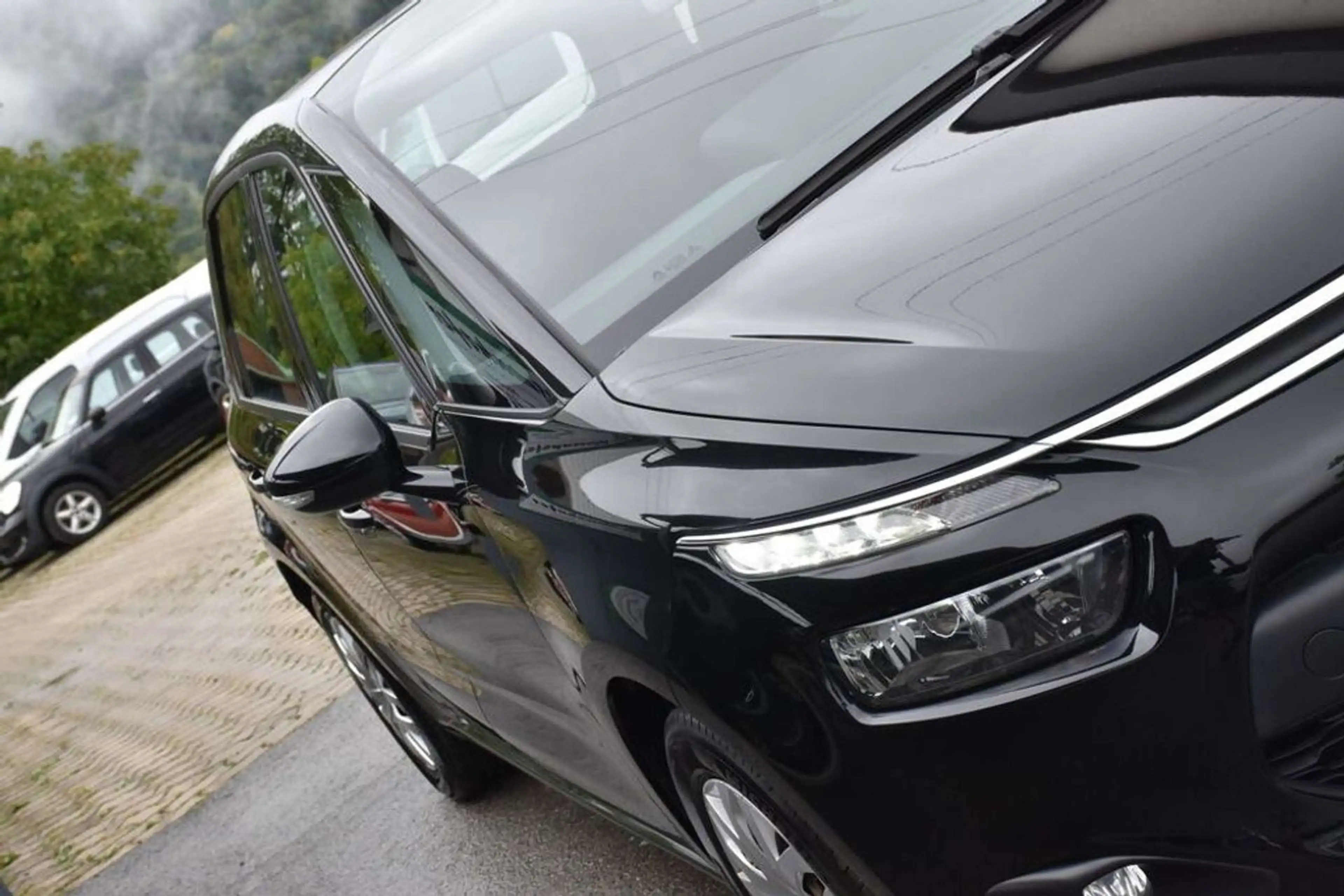 Citroen C4 Picasso Seduction HDI / Service + Pickerl NEU / — photo 10