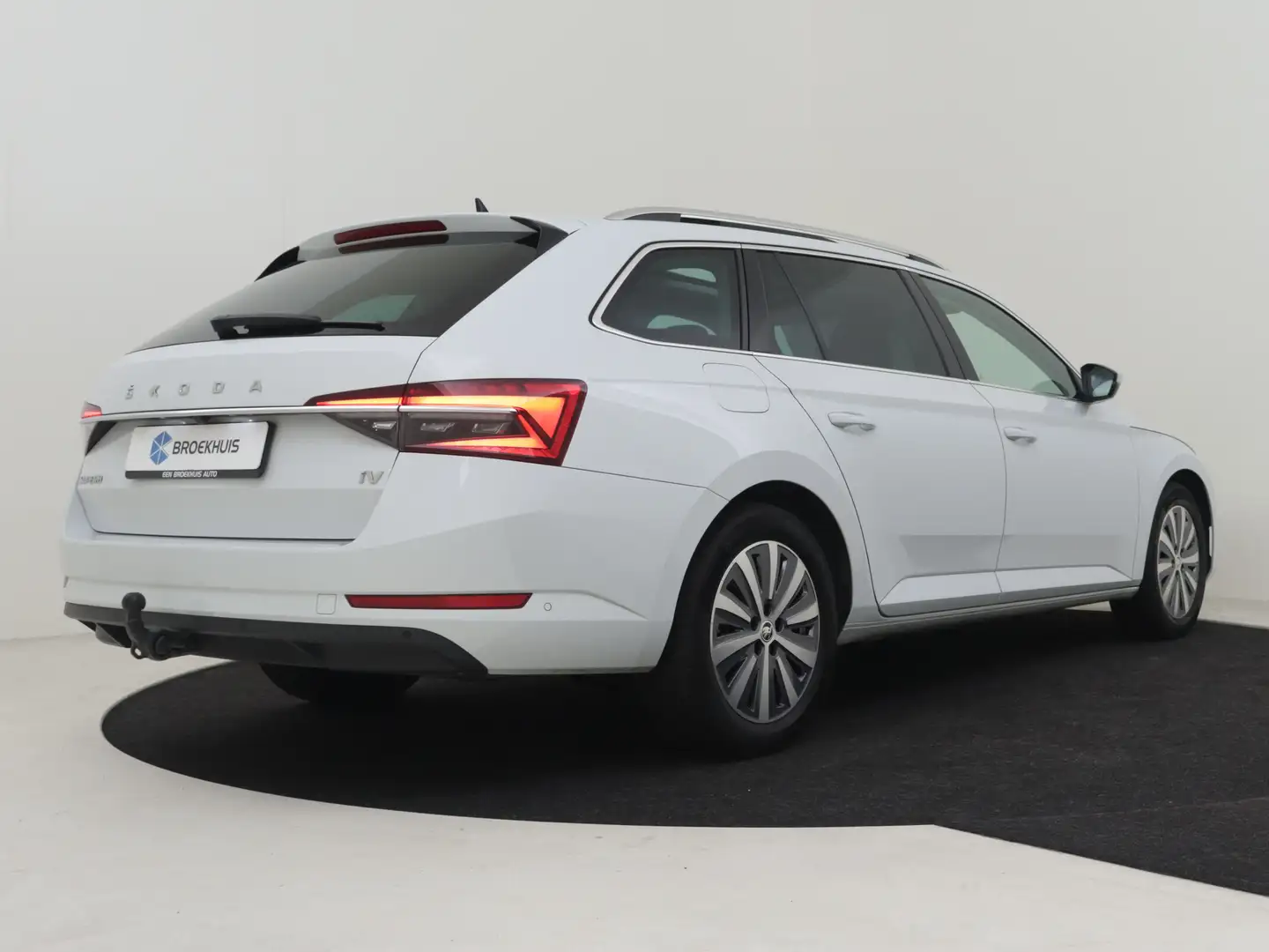 Skoda Superb Combi 1.4 TSI iV Business Edition Plus 218pk | Pan Blanc - 2