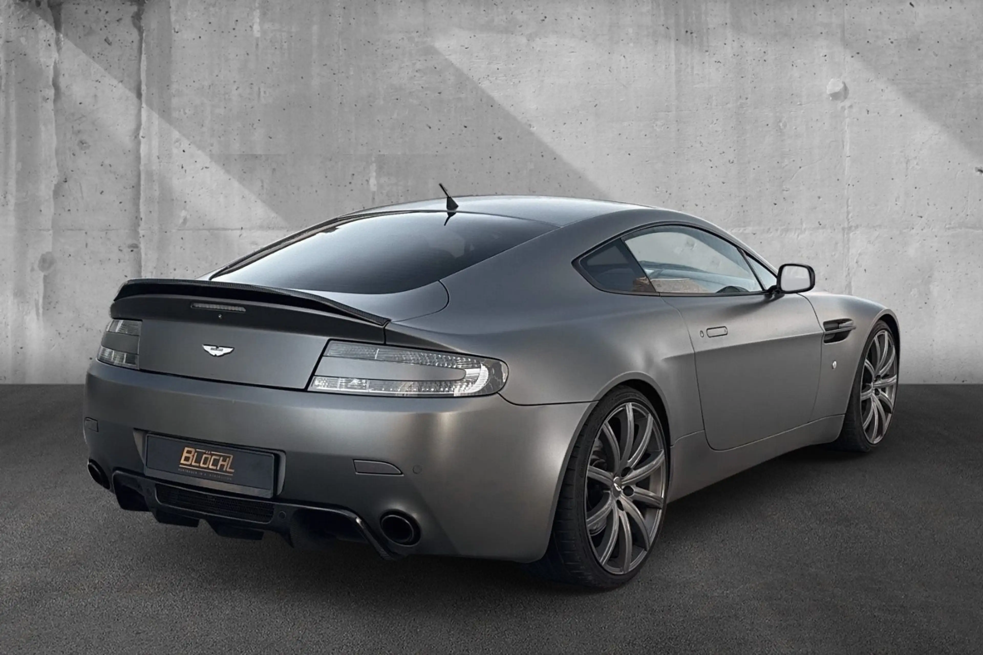 Aston Martin V8 *Handschalter*Deutsches Auto — photo 5