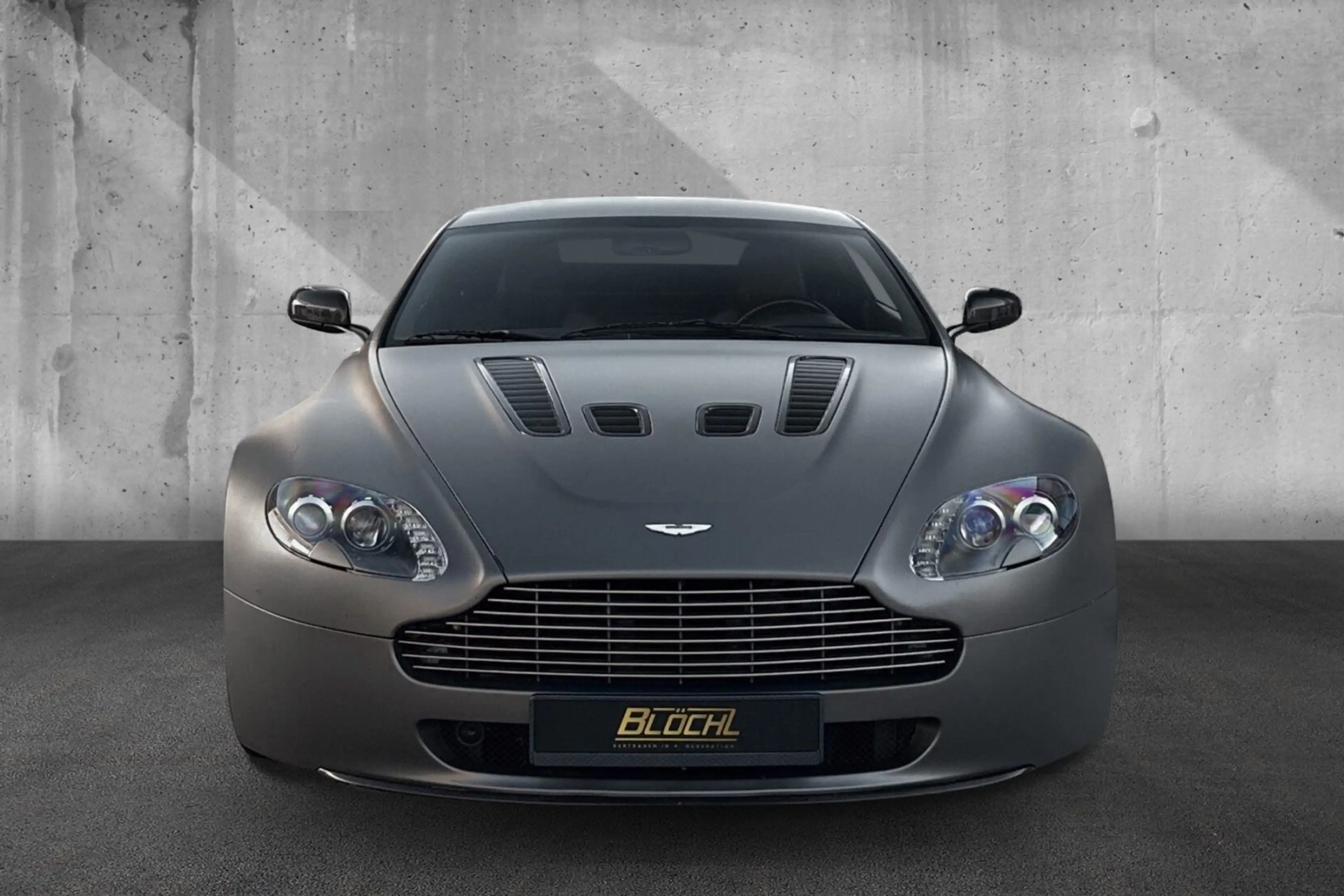 Aston Martin V8 *Handschalter*Deutsches Auto — photo 8