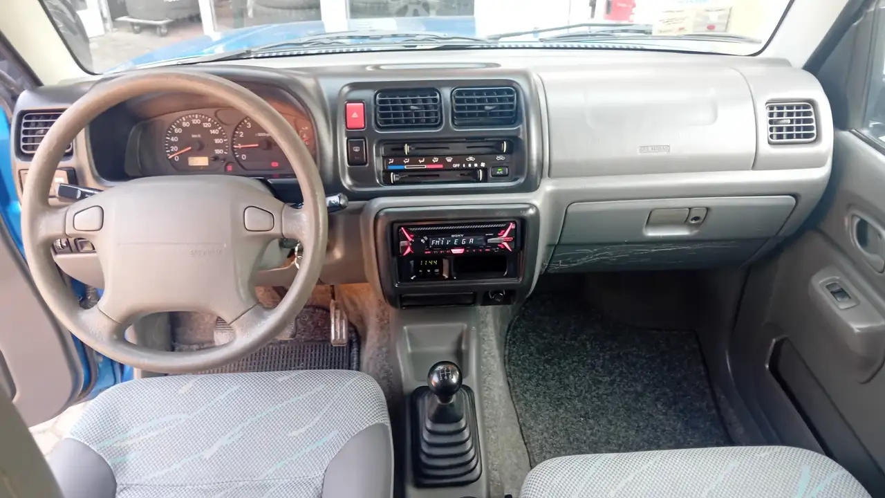 Suzuki Jimny 1.3i 16V cat 4WD JLX, foto 9