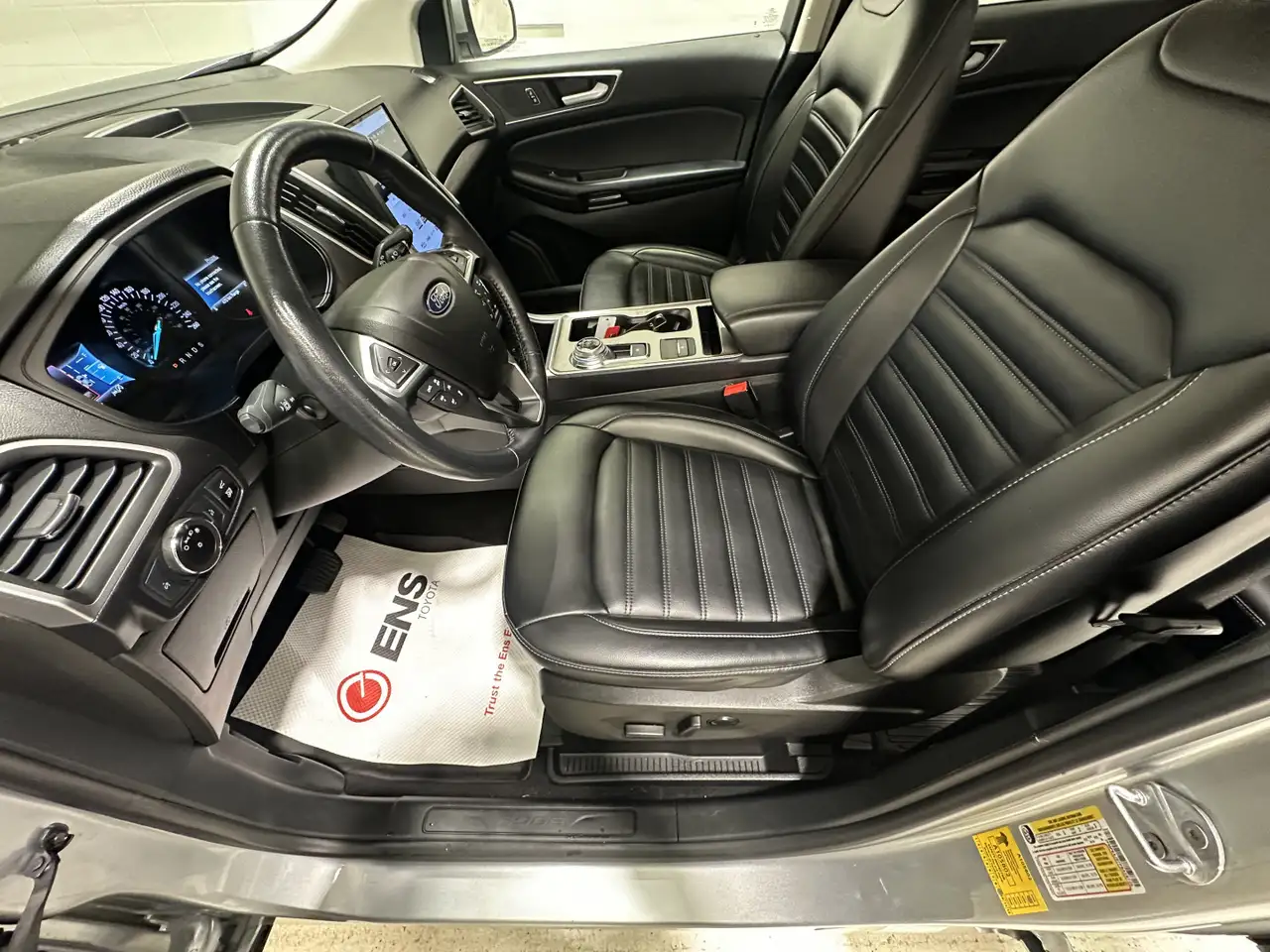 Ford Edge снимка Ford Edge
