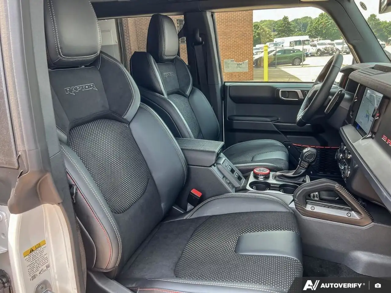 Ford Bronco снимка Ford Bronco