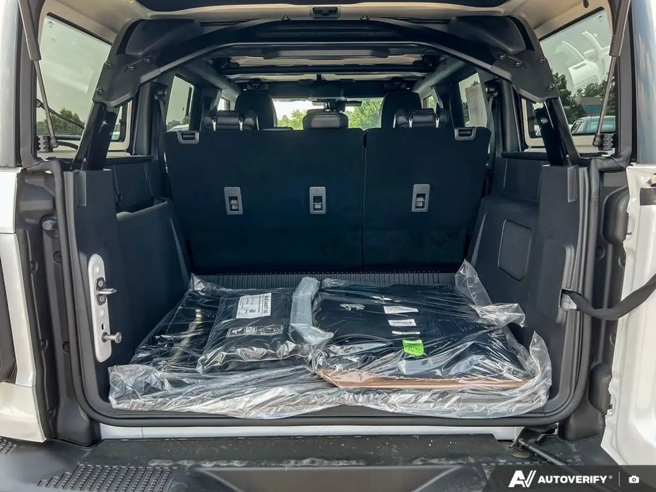 Ford Bronco снимка Ford Bronco