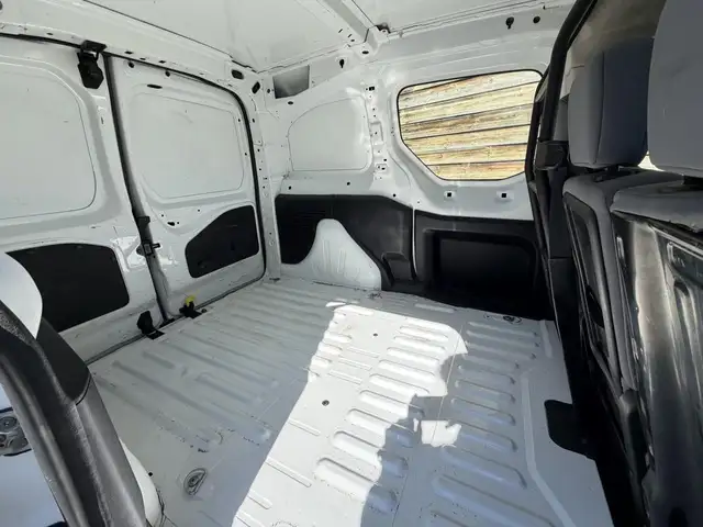 Peugeot Partner view 12