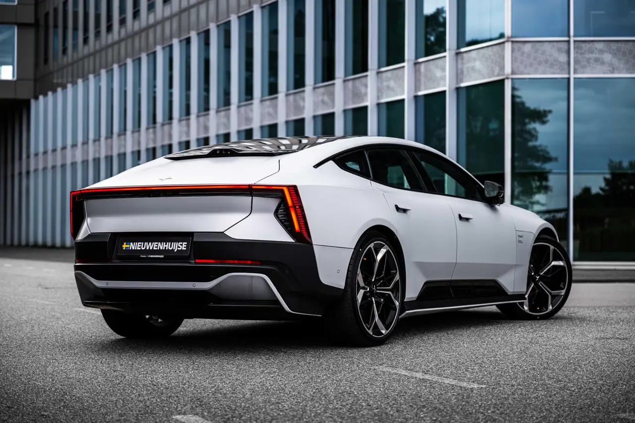 Polestar 5 2026