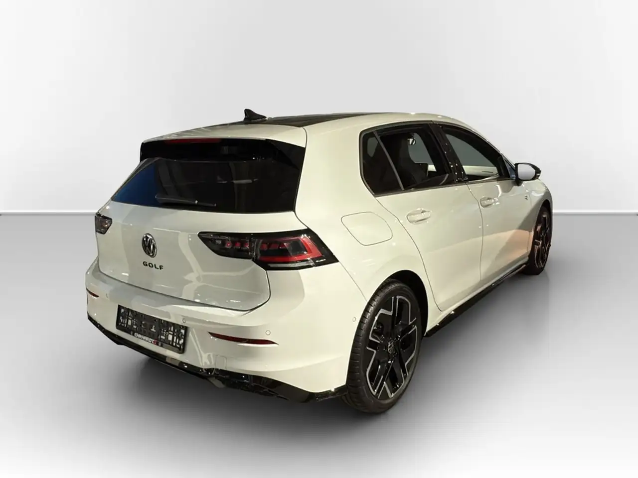 Volkswagen Golf VIII 1.5 eTSI DSG R-Line AHK*PANO*HUD*IQ-LIGHT*... 3