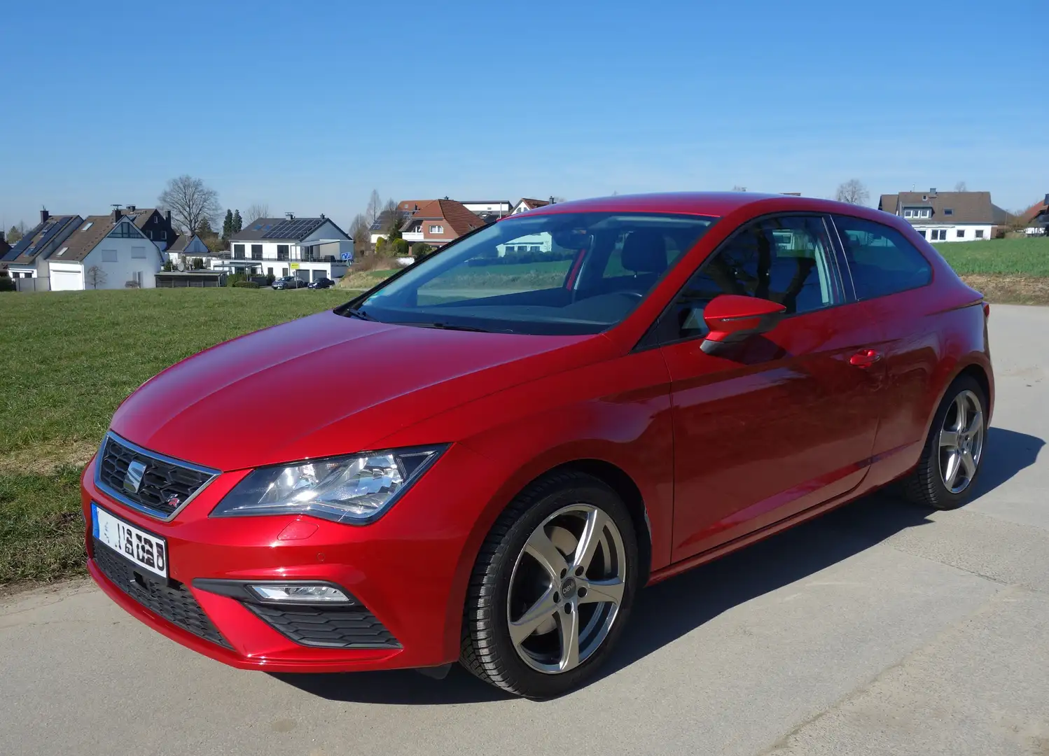 SEAT Leon 1.8 TSI Start&Stop DSG FR mit Standheizung Rot - 1