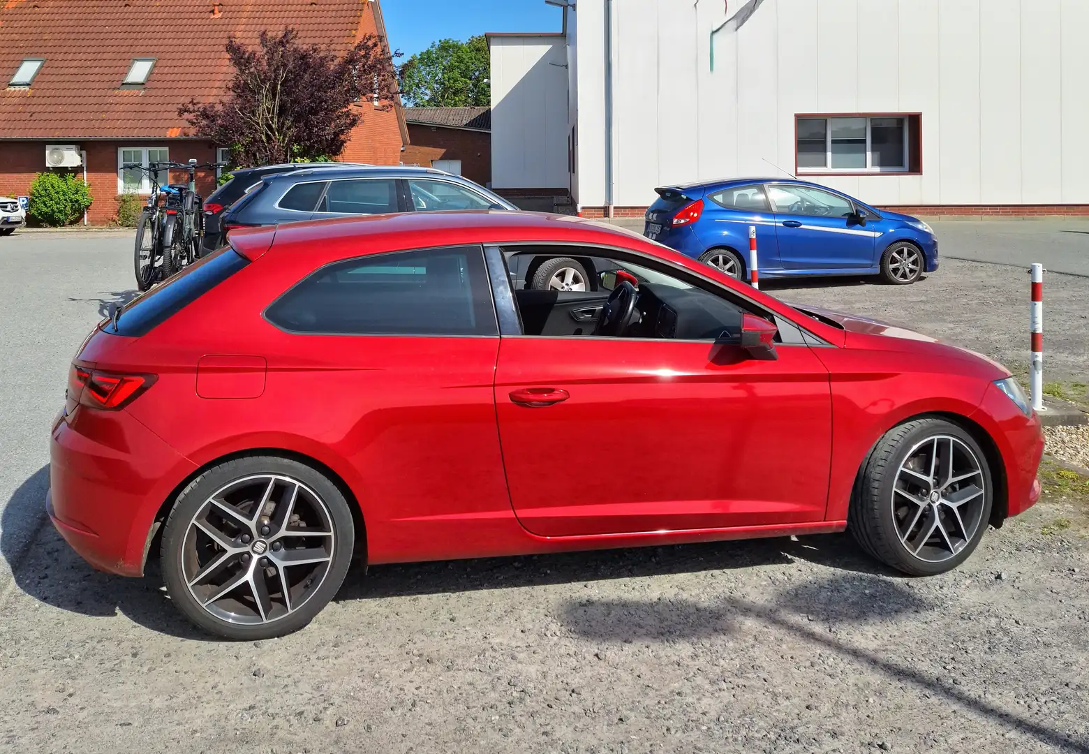 SEAT Leon 1.8 TSI Start&Stop DSG FR mit Standheizung Rot - 2