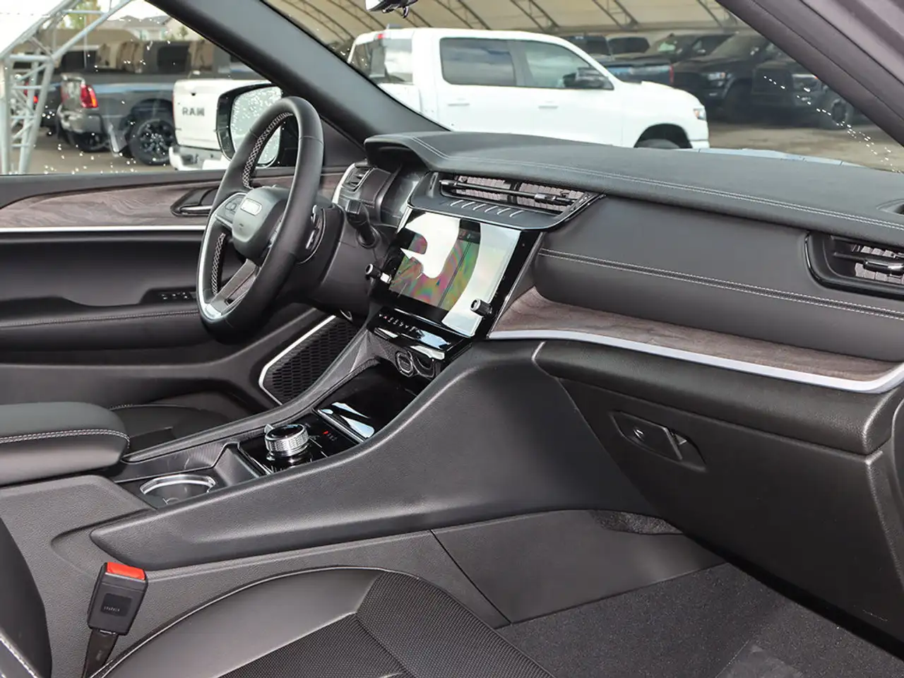 Jeep Grand Cherokee снимка Jeep Grand Cherokee
