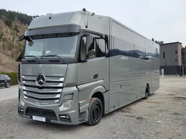 Mercedes-Benz Actros 18/450 Ansicht 1
