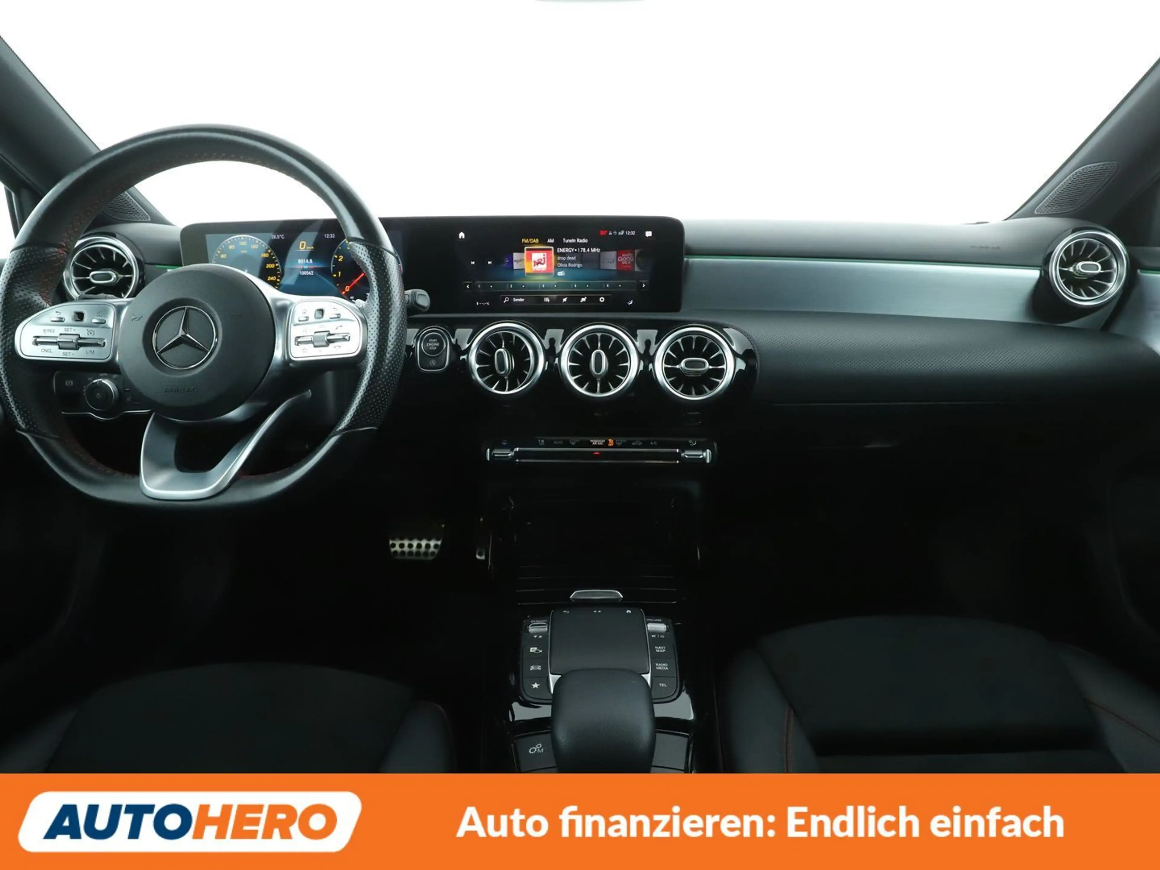 Mercedes-Benz A 35 AMG AMG 4Matic Aut.*NAVI*PDC*TEMPO*SHZ* — photo 12
