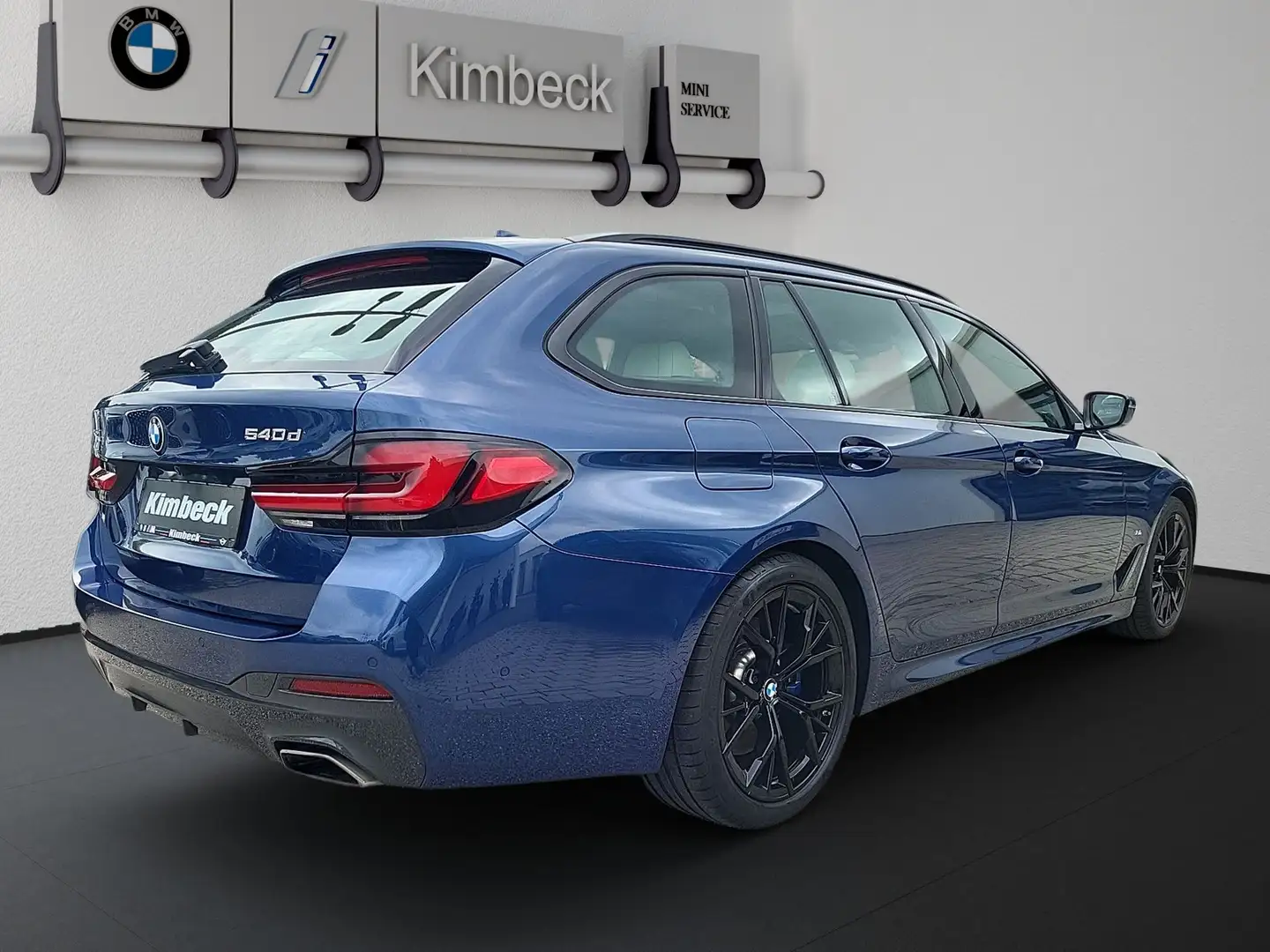 BMW 540 d xDrive Touring M SPORT Laser Pano AHK ACC Azul - 2