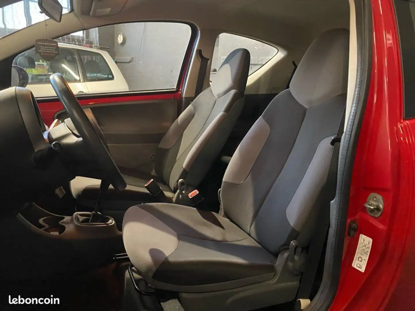 Citroen C1 1.0 attraction (68cv) entretien à jour reprise garantie contrôle technique ok - Rojo - 2