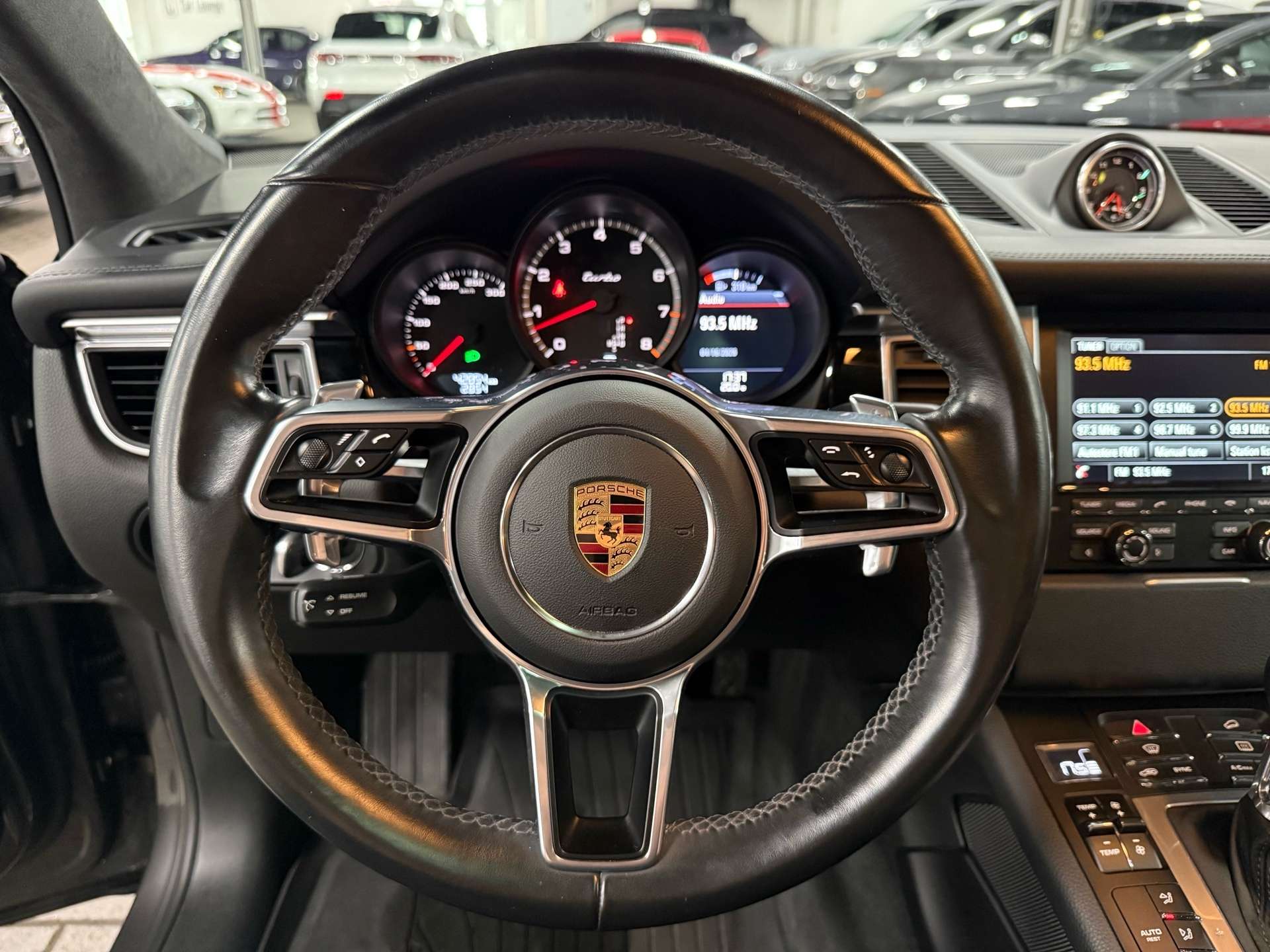 2016 Porsche Macan TURBO | SPORT CHRONO | ONE OWNER | NO ACCIDENT thumb 14