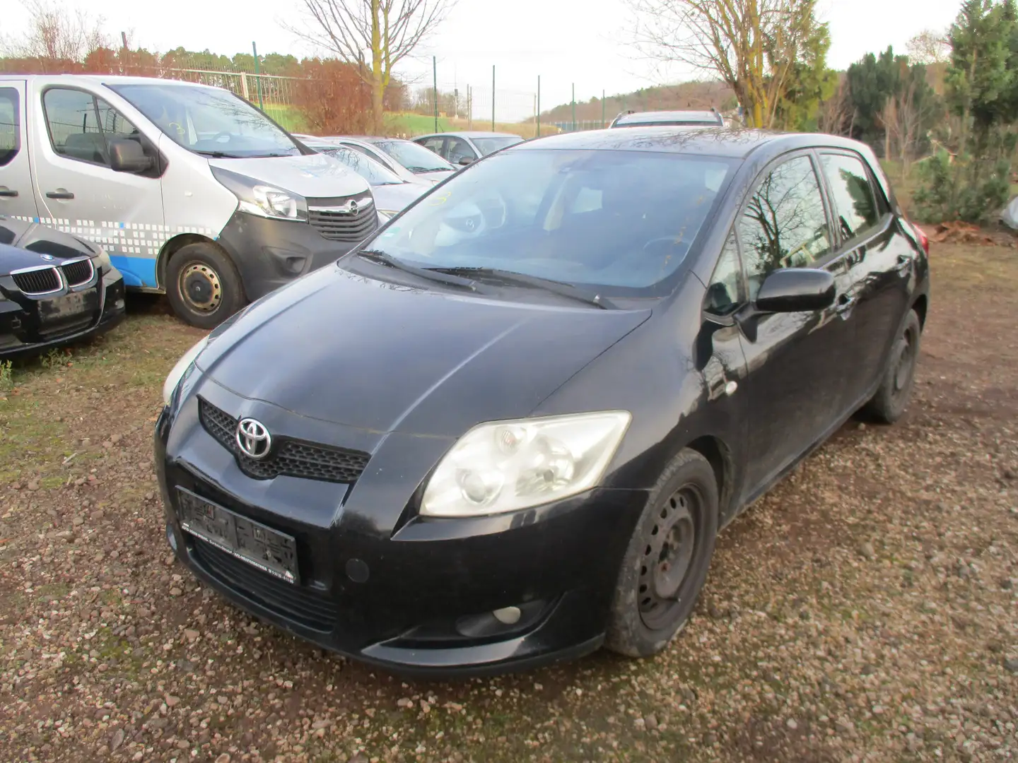Toyota Auris Basis-Euro-4-Klima-1,4D-** Schwarz - 1