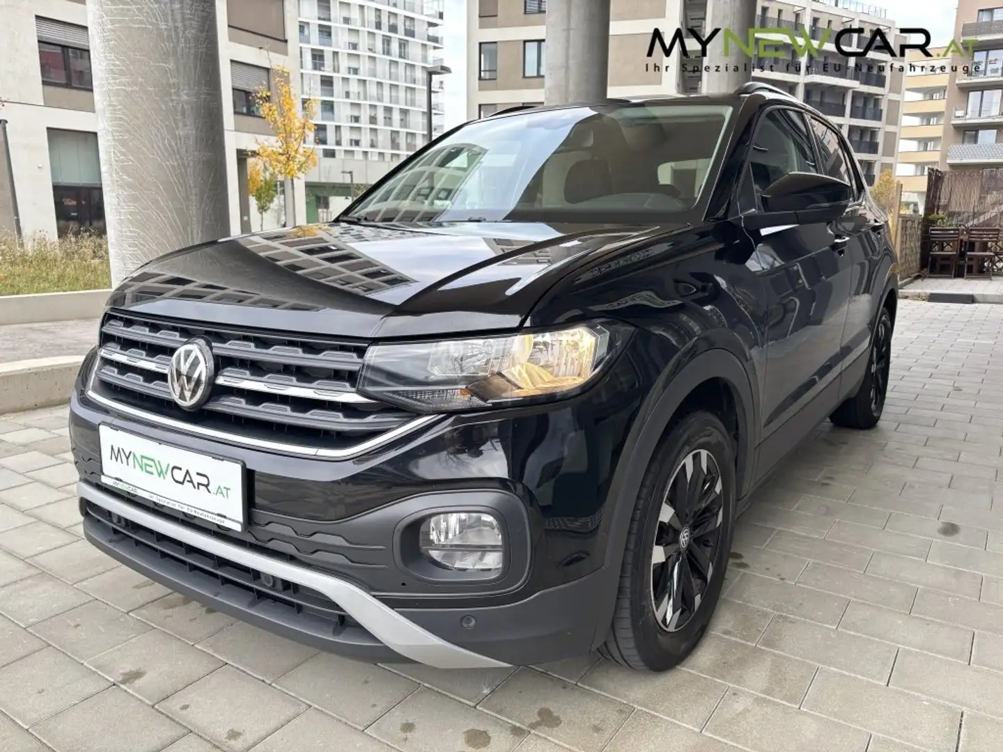 Volkswagen T-Cross 1,0 TSI Life | Side Ass. Rückfahrkamera ACC Schwarz - 2