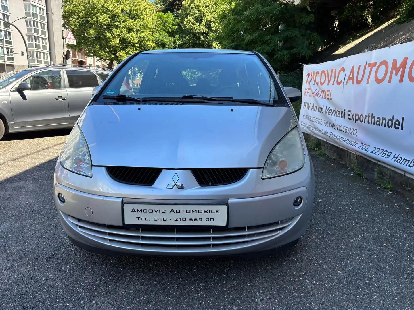 Mitsubishi Colt 1.3 30 Jahre Gri - 2