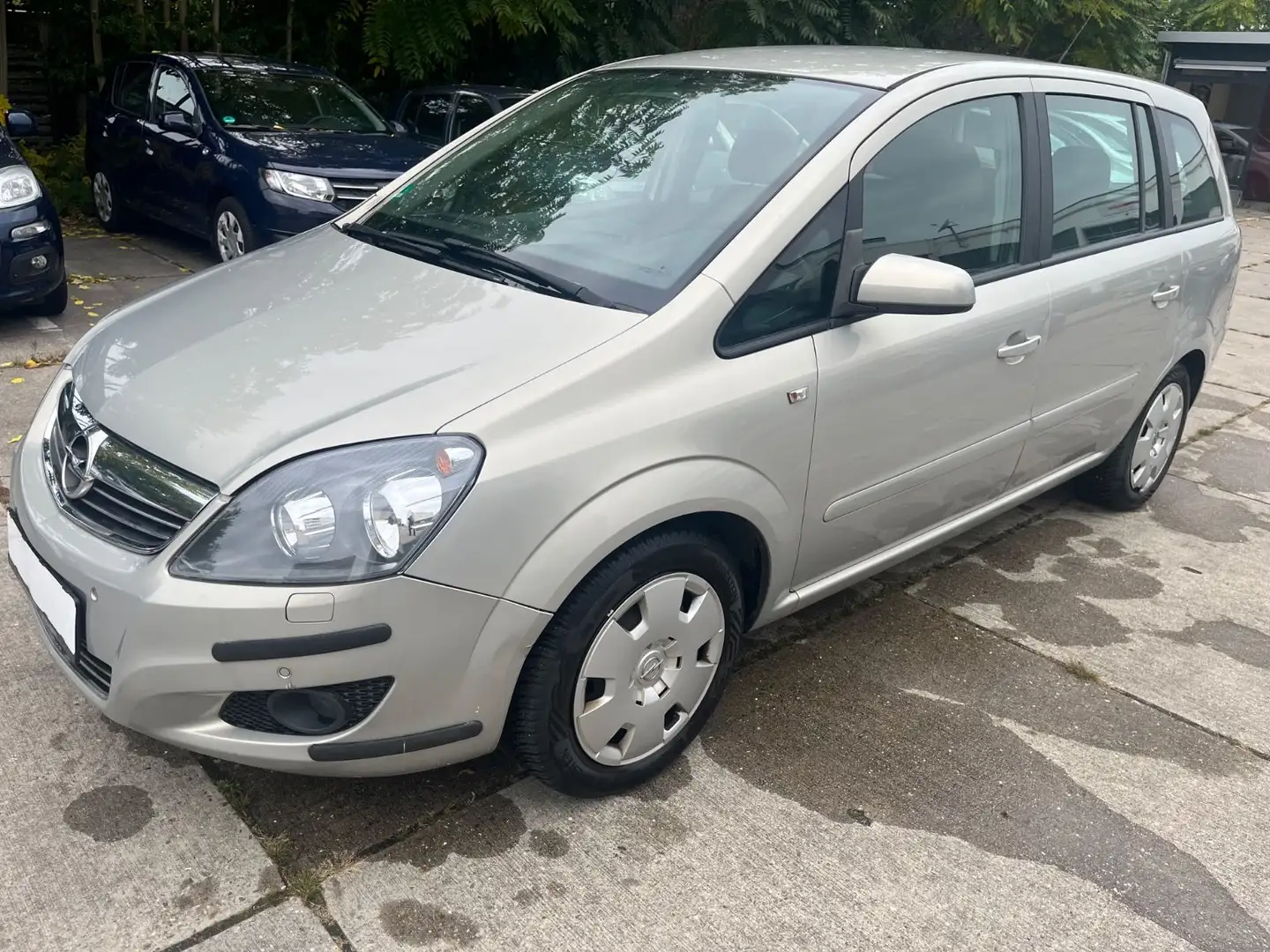 Opel Zafira B Edition Grau - 1