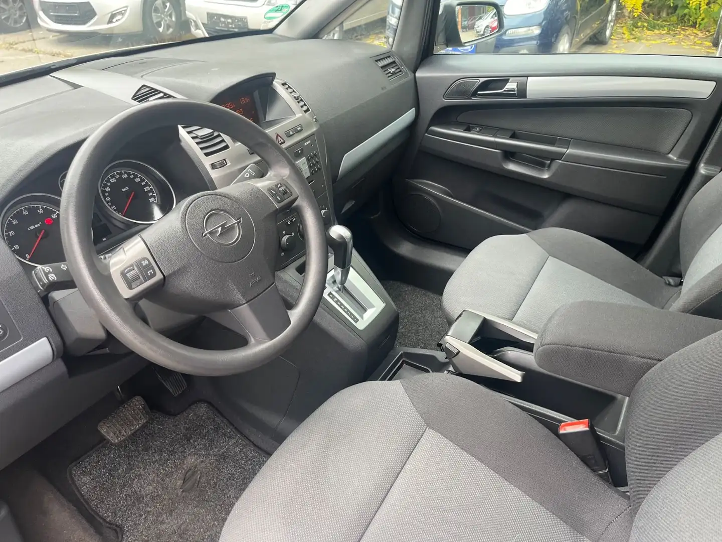 Opel Zafira B Edition Grau - 2