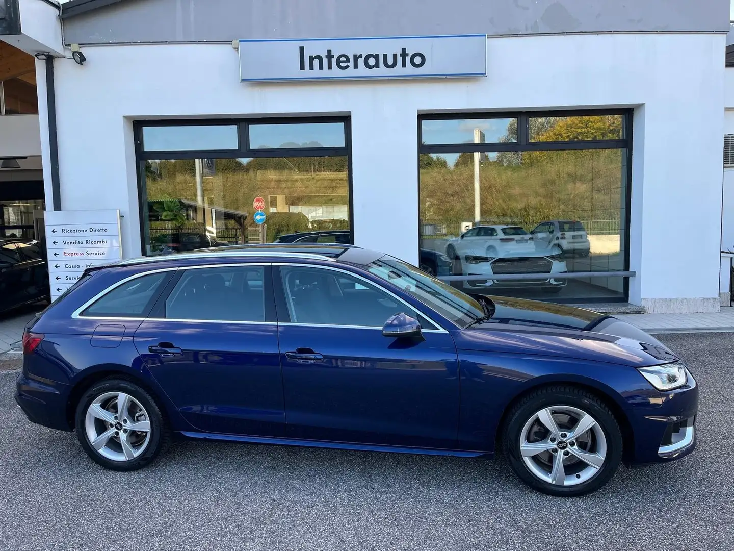 Audi A4 A4 Avant 35 2.0 tdi mhev Business 163cv s-tronic Blu/Azzurro - 1
