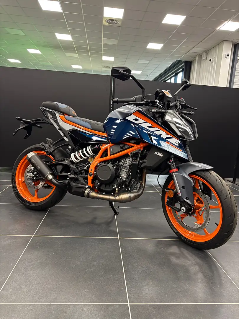 KTM 390 Duke - 1