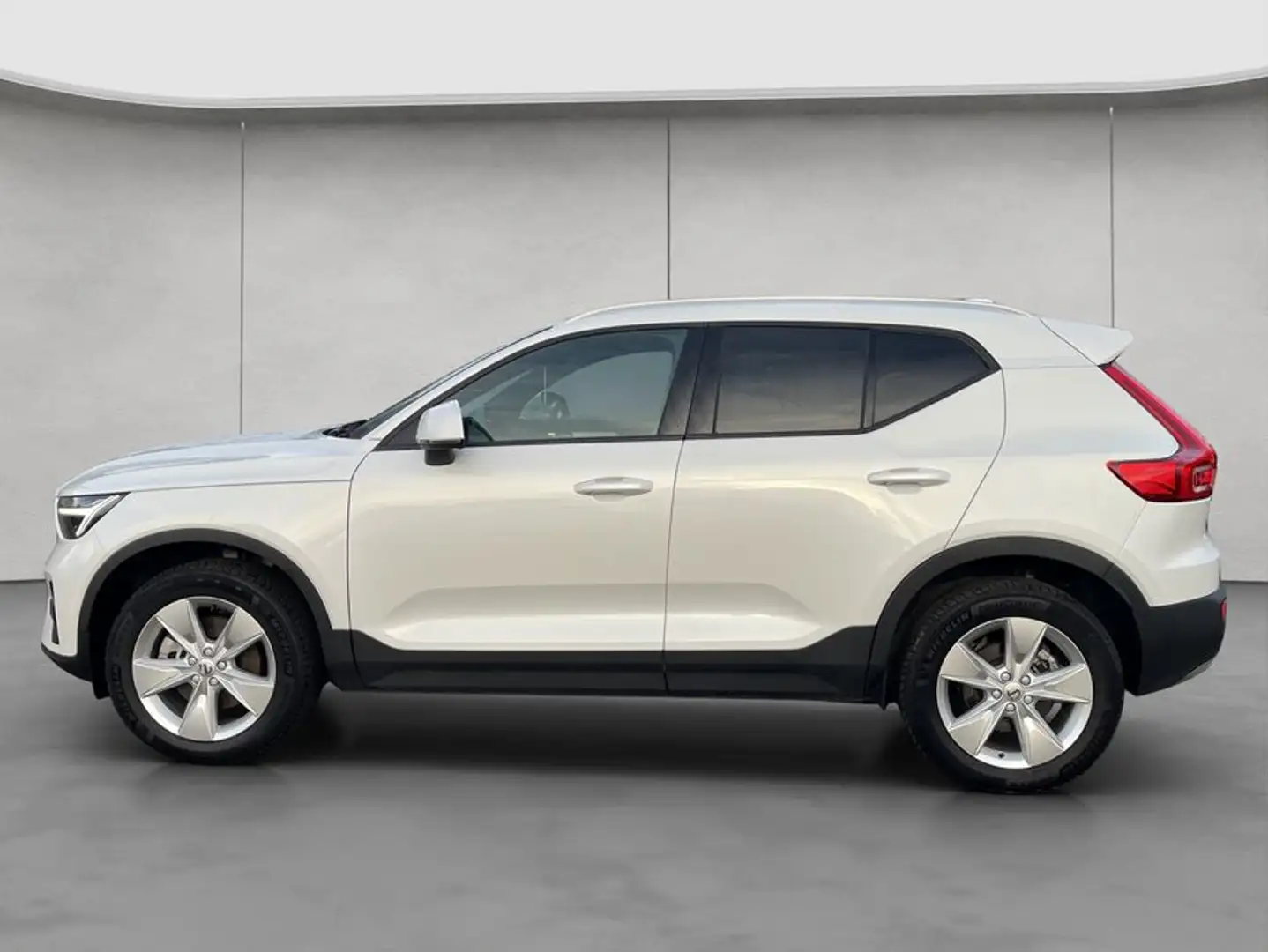 Volvo Sonstige XC 40 B3 B DKG Core Weiß - 2