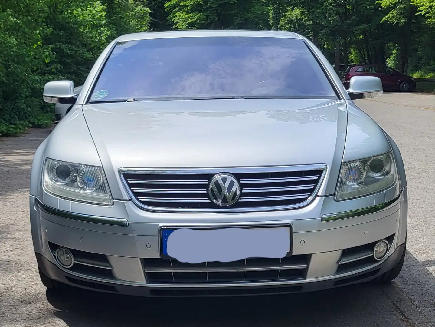 Volkswagen Phaeton Phaeton 3.0 V6 TDI DPF 4MOTION Automatik (5 Sitzer Stříbrná - 1