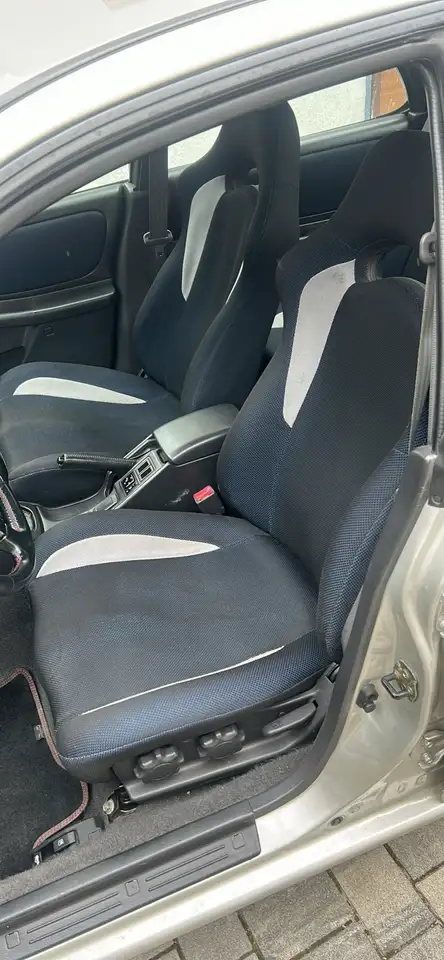 Subaru Impreza 2.0 4WD GT, foto 10