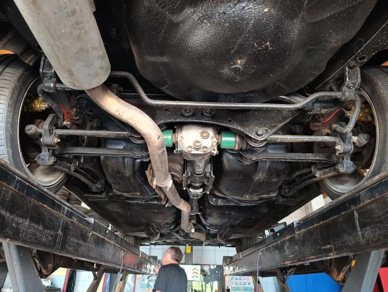 Subaru Impreza 2.0 4WD GT, foto 12