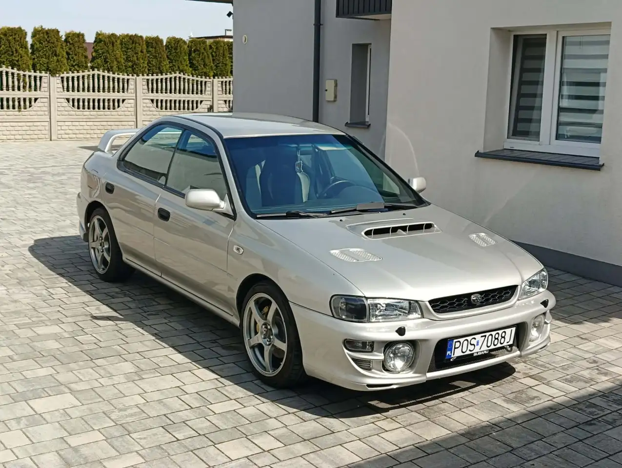 Subaru Impreza 2.0 4WD GT, foto 3