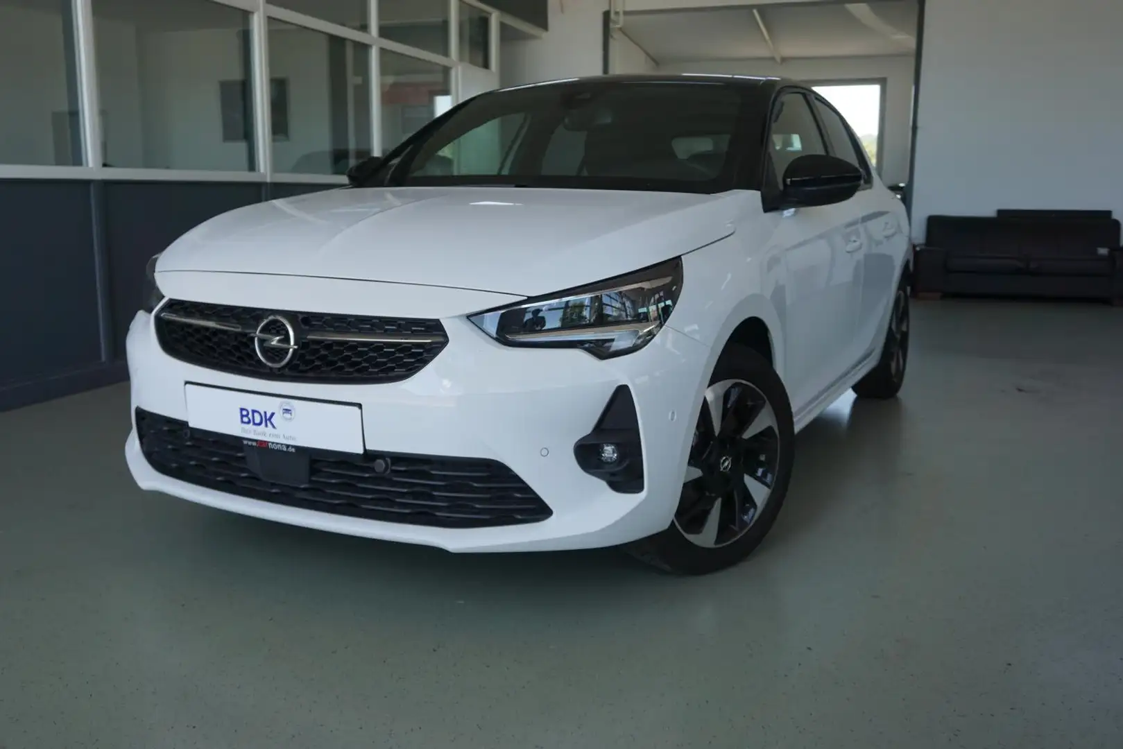 Opel Corsa F e GS Line*Park&Go -LED * Smart-Navi Weiß - 2