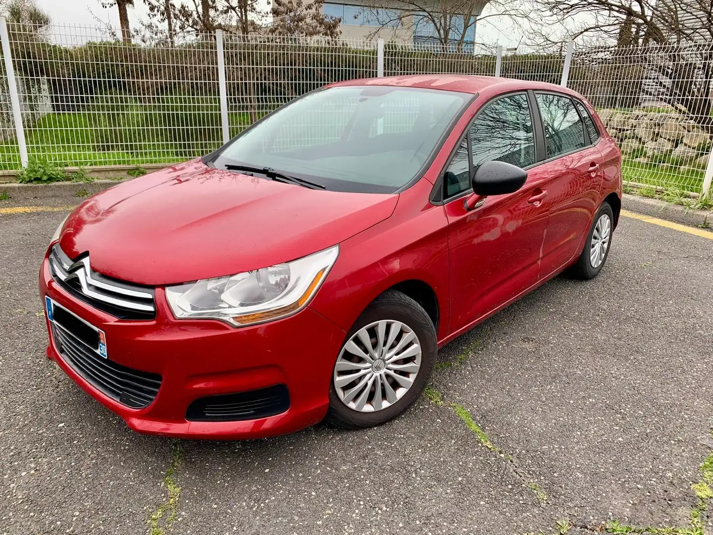 Citroen C4 1.4 vti 95 ch - 1