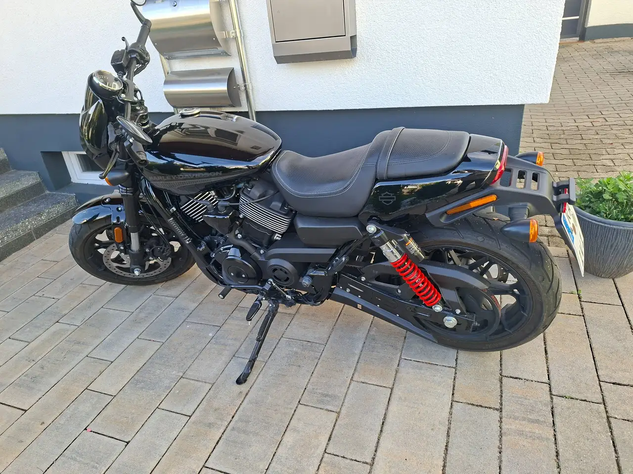 Harley-Davidson Street 750