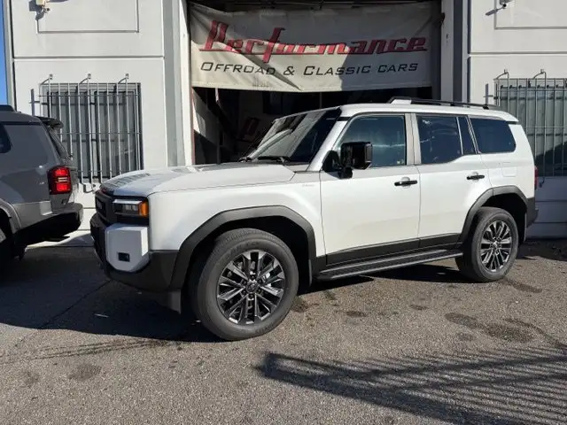 Toyota Land Cruiser AUTOCARRO 5 PT LOUNGE MILD HYBRID MOD. 2026