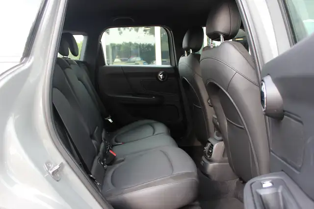 Mini Countryman view 12