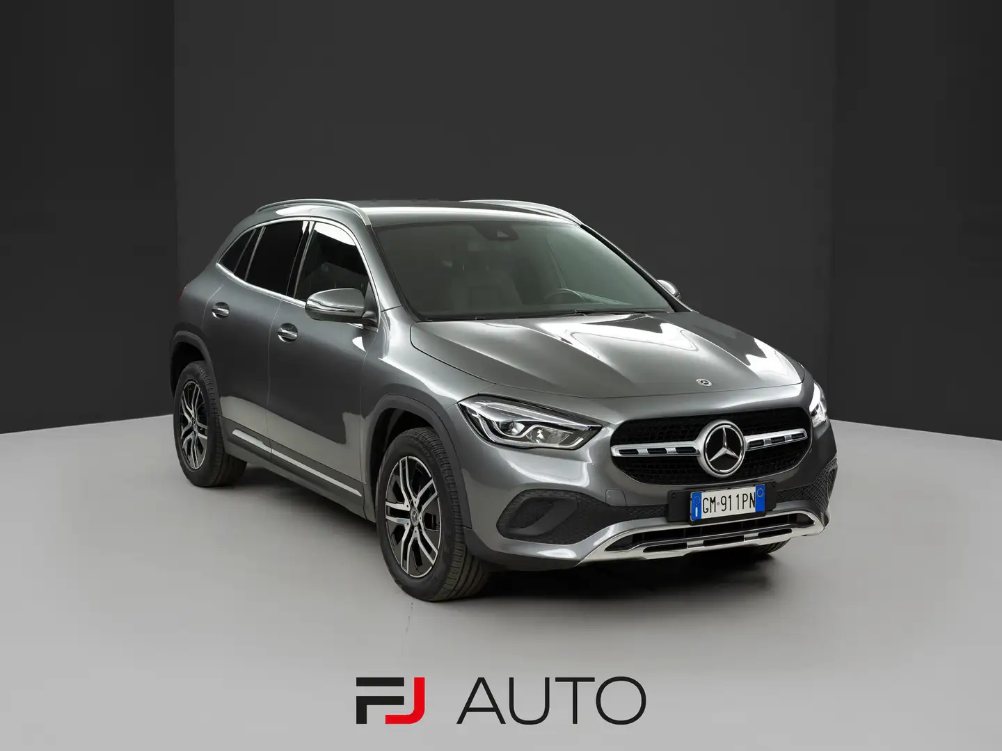 Mercedes-Benz GLA 220 220 d Sport Plus 4matic auto Grau - 1