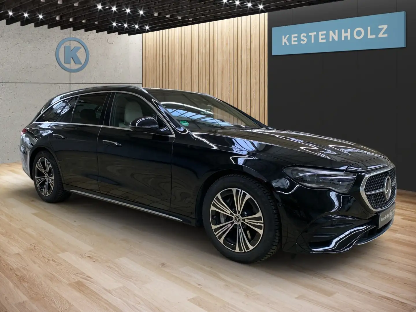 Mercedes-Benz E 200 E 200 d T AMG°EDITION°AHK°PANO°FAHRASIST+°DIGI° Schwarz - 2
