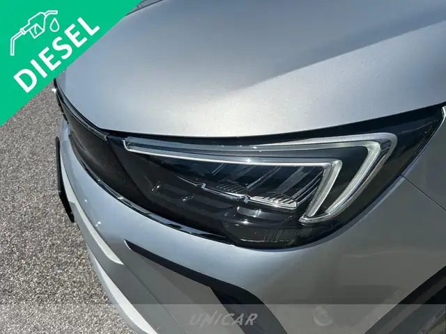 Opel Crossland view 9