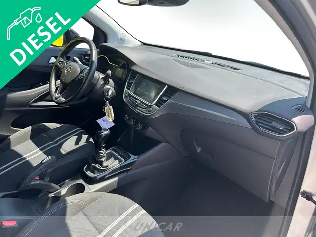 Opel Crossland view 14